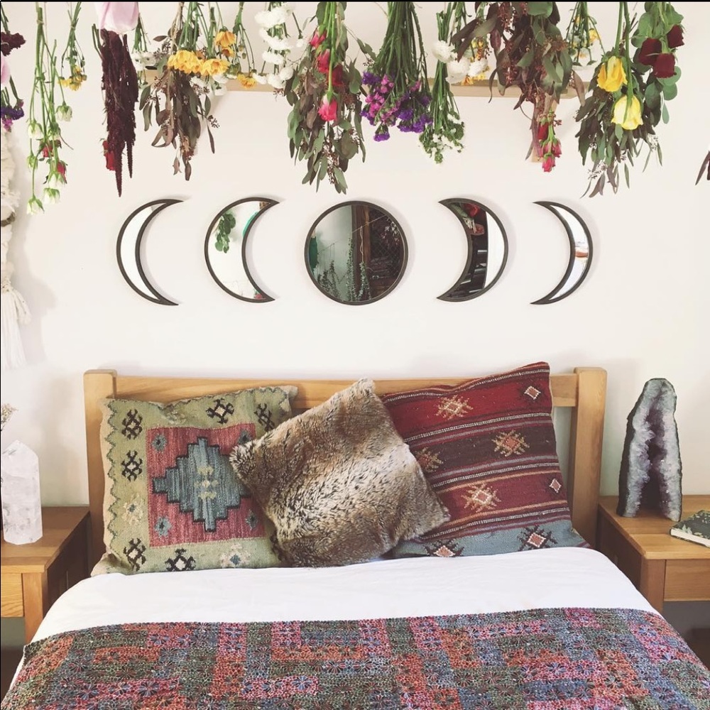 Decorative mirrors